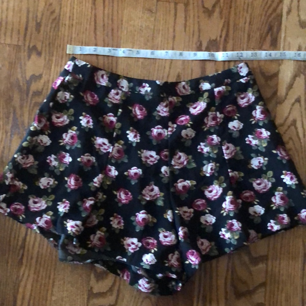 Forever 21 Skort  Size small